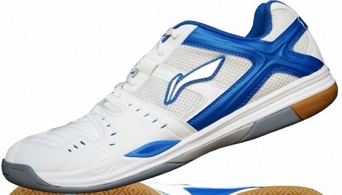 Các loại giày tennis