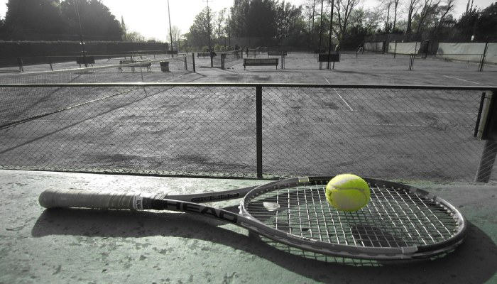 Cách bảo quản tennis racket.